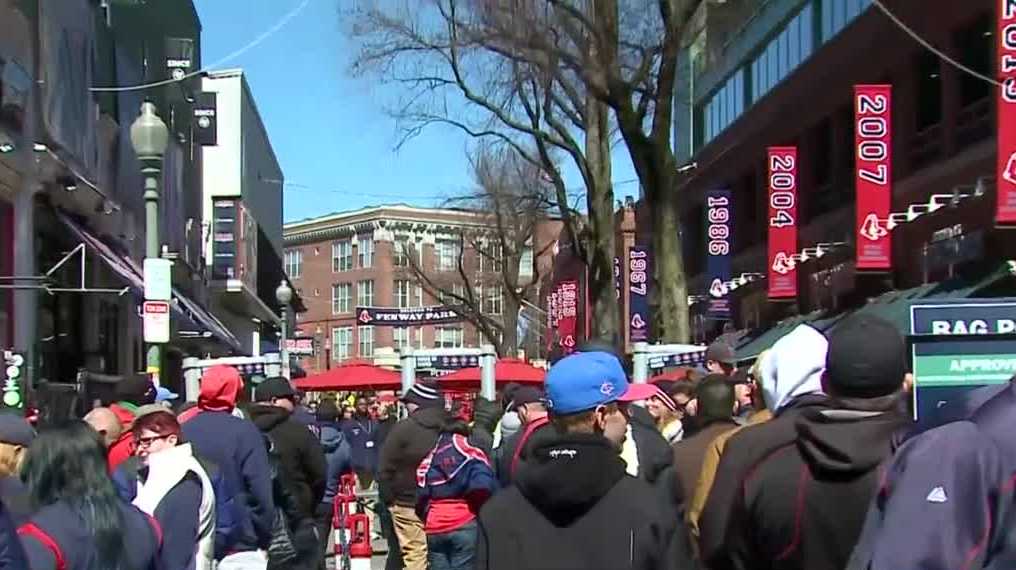 2004: Year of the Red Sox - Parade