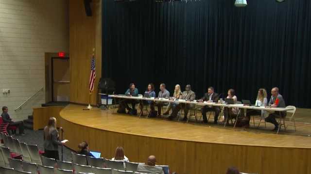 Parents weigh in on how politics have changed nonpartisan Iowa school boards - Vimarsana News