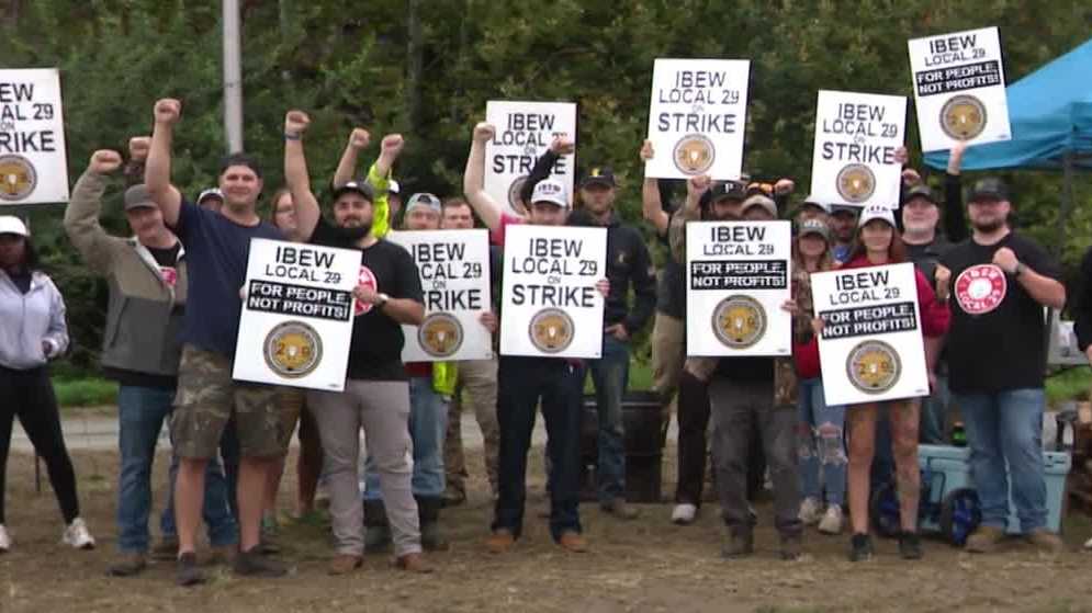 IBEW members approve 5-year contract with Duquesne Light - WTAE