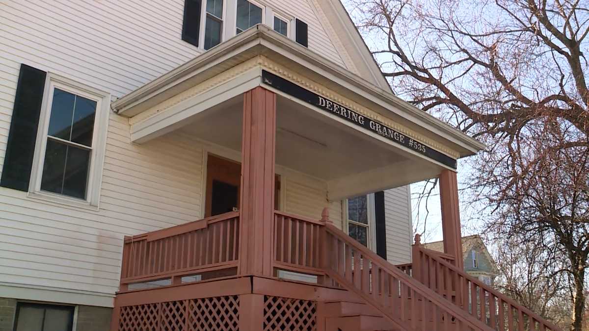 Maine pastor detained by ICE and is being held at NH facility