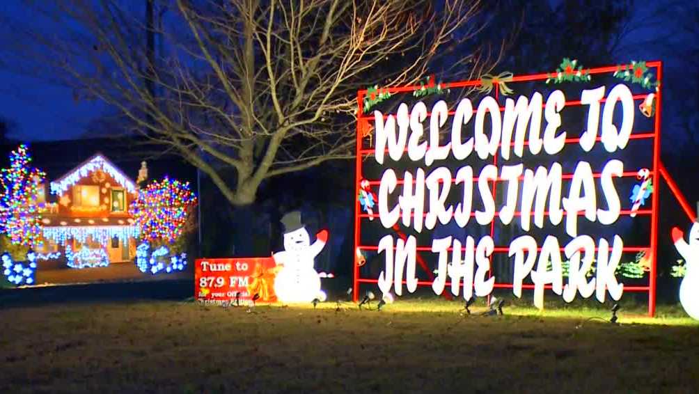 How Old Is Christmas In The Park Elizabethtown Ky 2022 Elizabethtown Residents Kicking Off Holiday Season With Christmas In The  Park