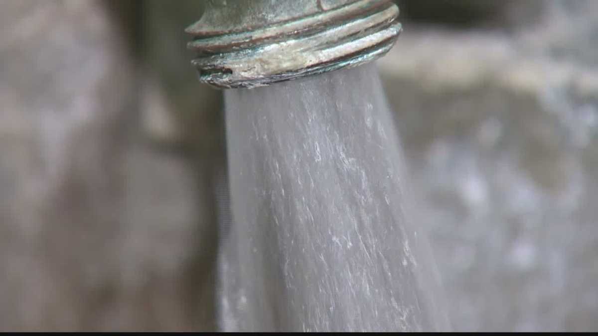 Residents complaining about 'moldy' water