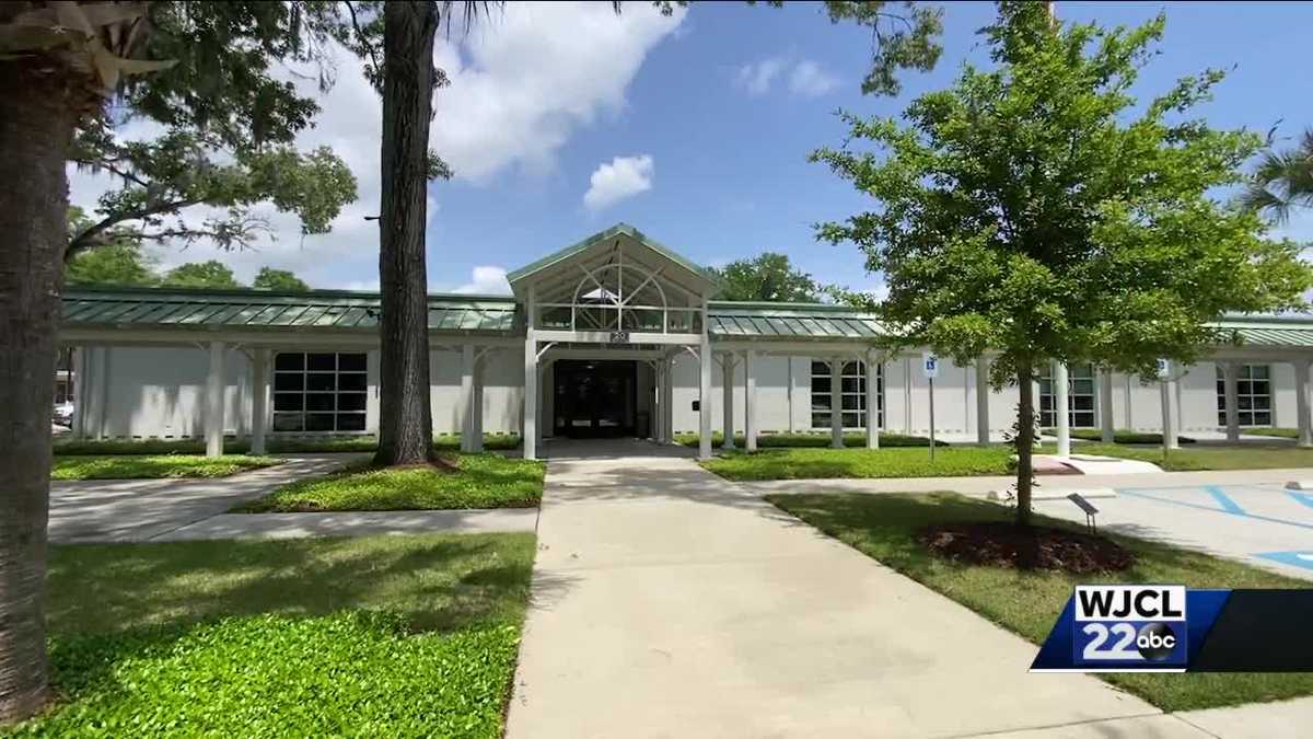 Bluffton Town Hall to reopen on Monday