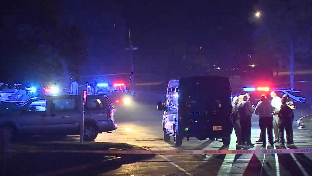 Parking lot shooting leaves one dead in Milwaukee