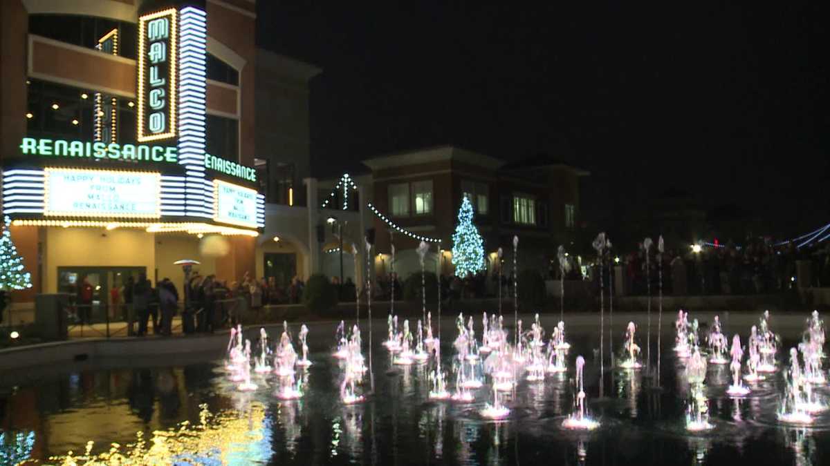 Watch Ridgeland's new theater's light and water show