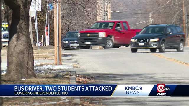 3 teens force way on Independence school bus, assault students - Vimarsana News