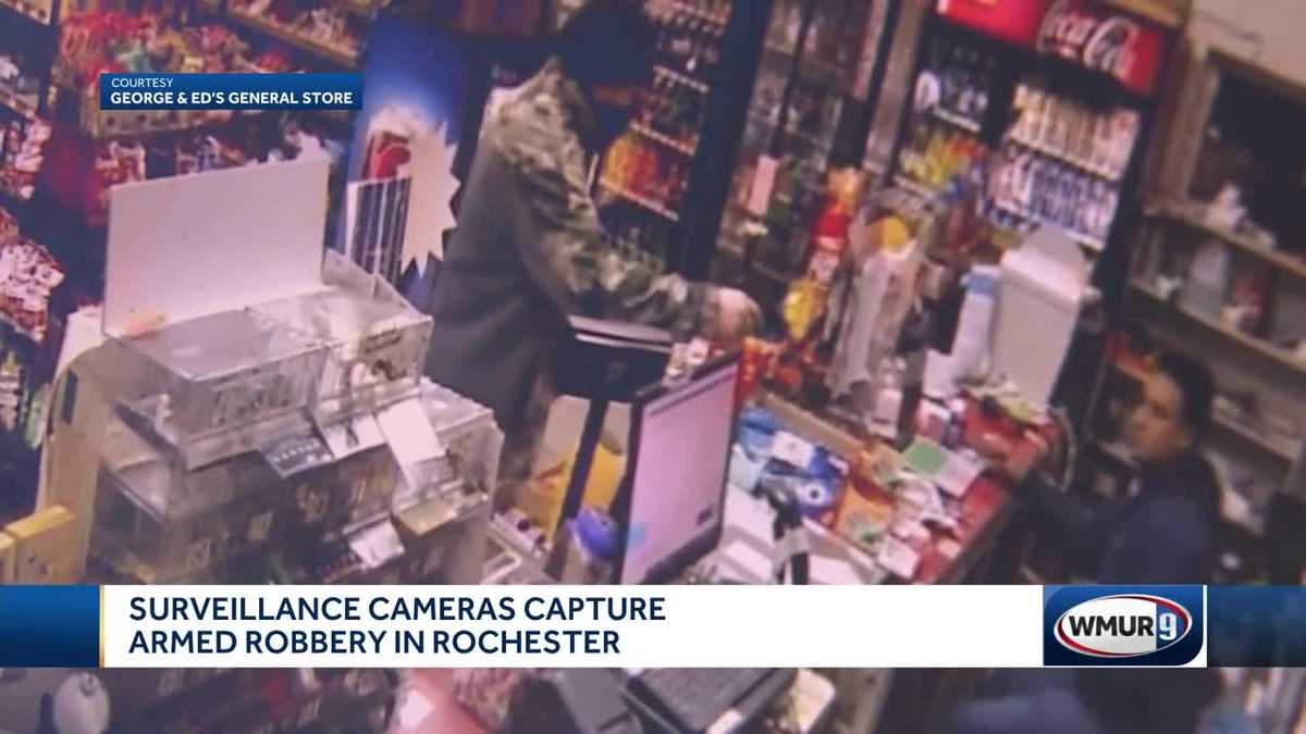 Rochester police seeking man who robbed convenience store at gunpoint