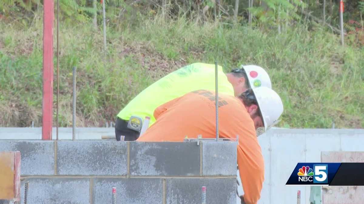 Hinesburg community celebrates new senior housing project