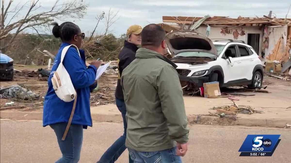 Small Business Administration tours Enid damage after EF-4 tornado causes destruction