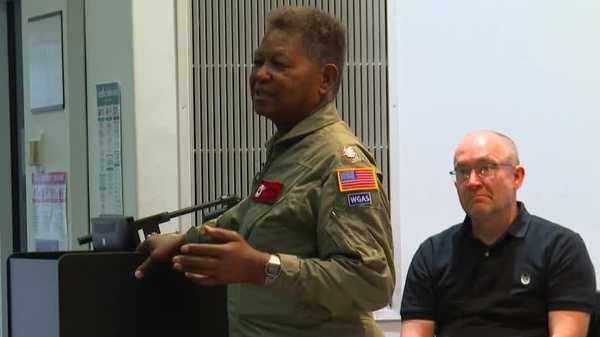 vietnam war veteran shares experiences with dmacc students