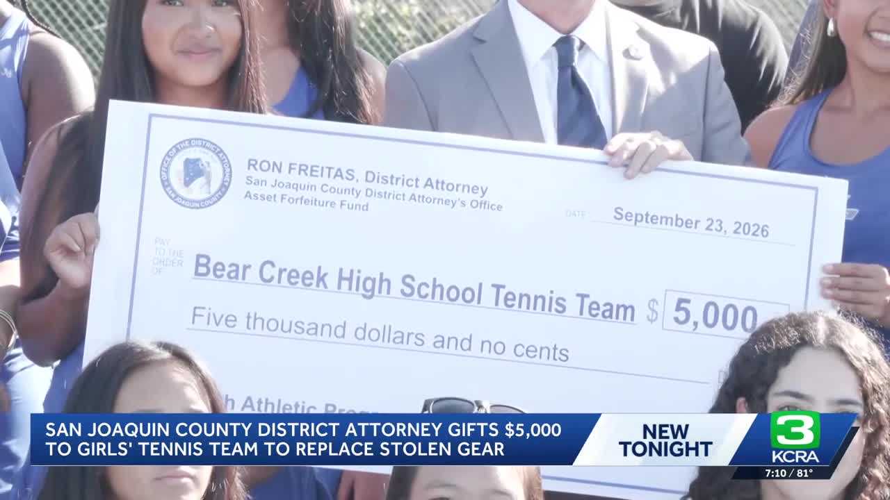 Bear Creek High tennis team receives $5,000 donation after equipment theft