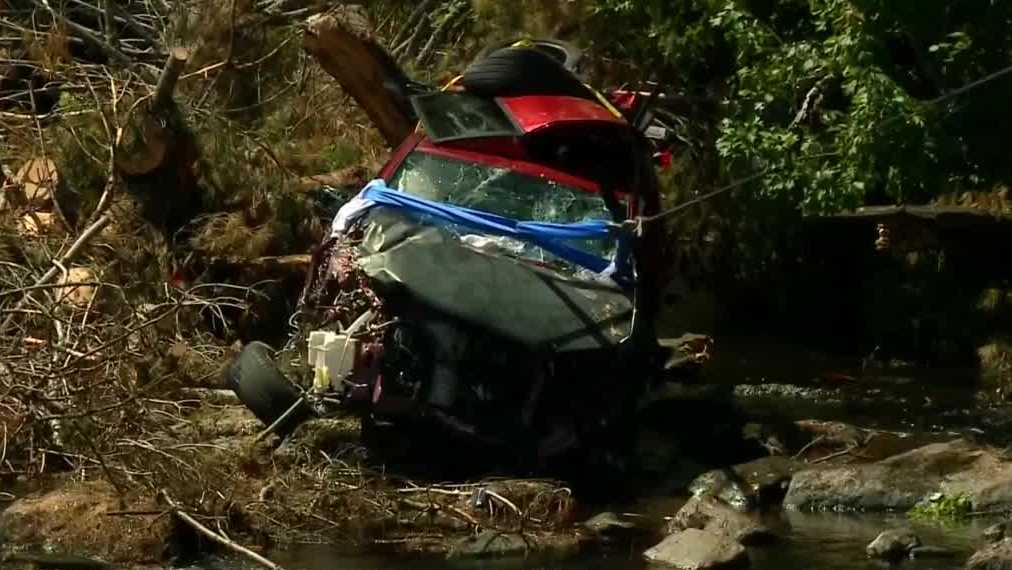 Police say driver fled from traffic stop before crashing into Souhegan ...