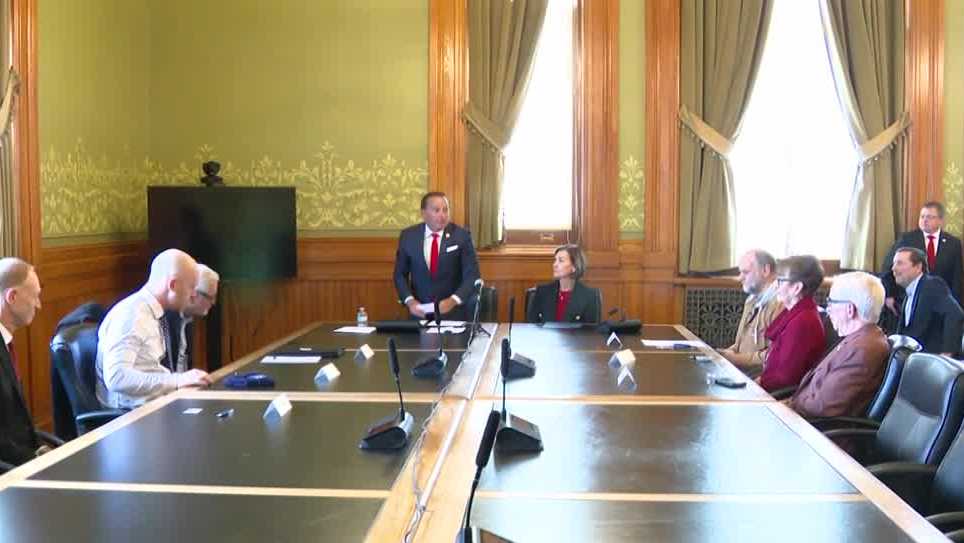 Iowa's electors officially cast votes for president