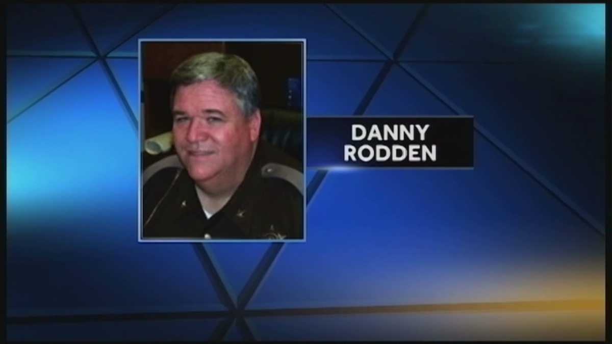 Former Sheriff Takes Plea In Federal Case