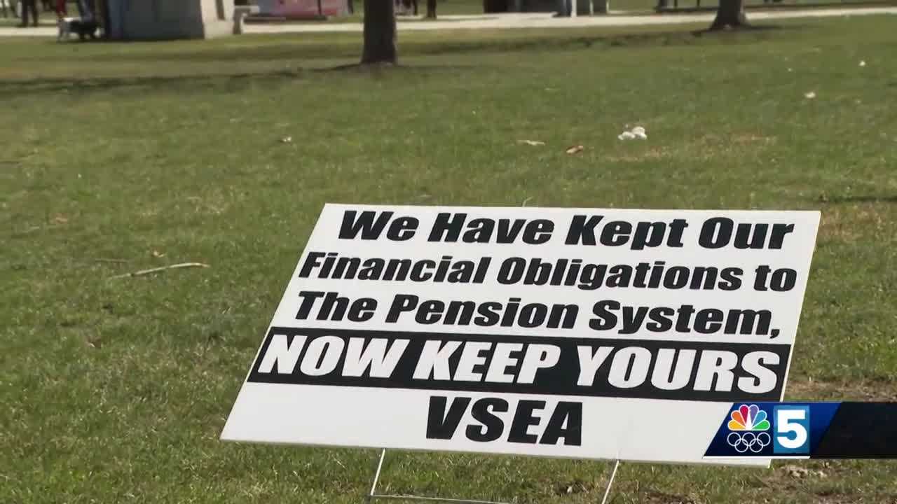 State employees petition proposed changes to pension - Vimarsana News