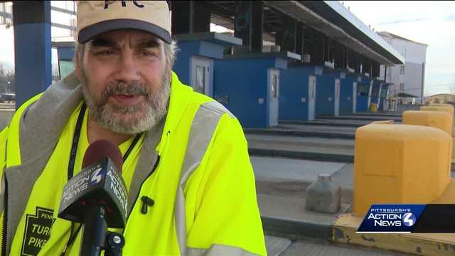 PA Turnpike worker saved driver after crash - Vimarsana News