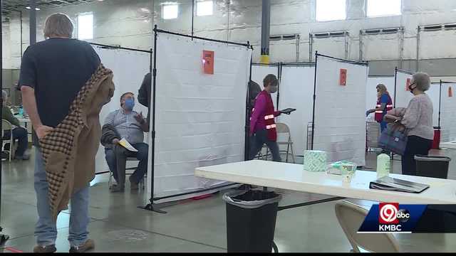 Platte County hosts first mass COVID-19 vaccination clinic - Vimarsana News