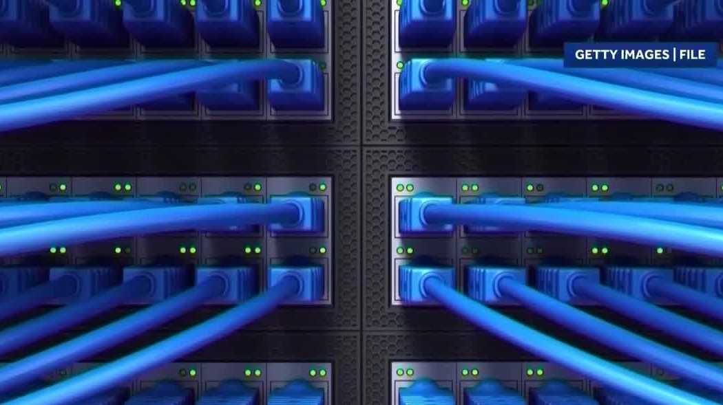 Palm Beach County halts new AI data center applications under moratorium