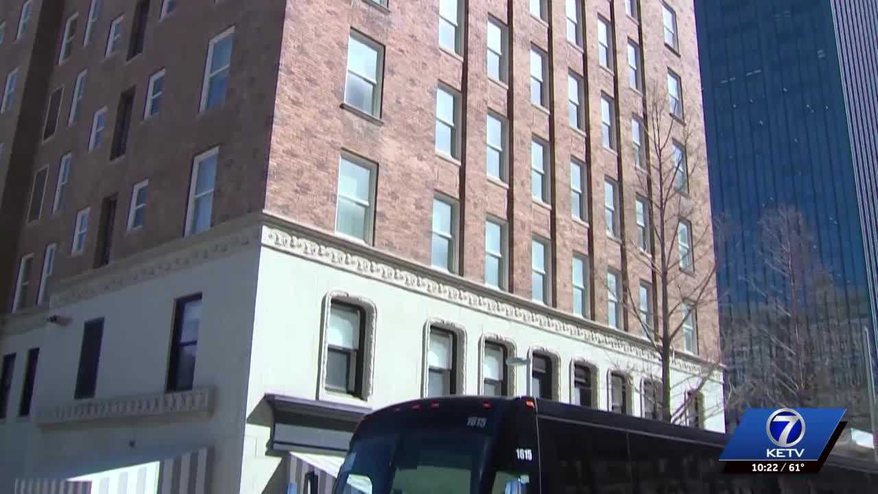 ketv.com - Lauren Michelson - Have the Huskers seen anything spooky while staying in haunted hotel during March Madness?