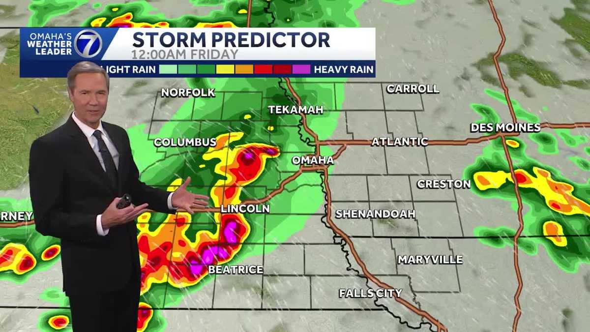 Rain and thunder Thursday night for Omaha, cooler Friday