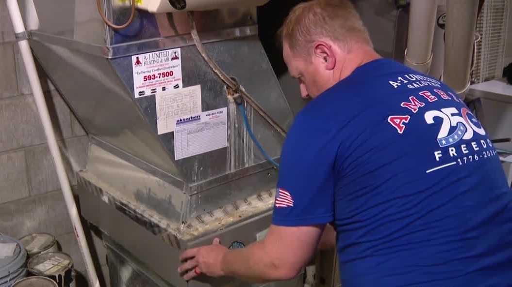 Omaha AC technicians working overtime through extreme heat
