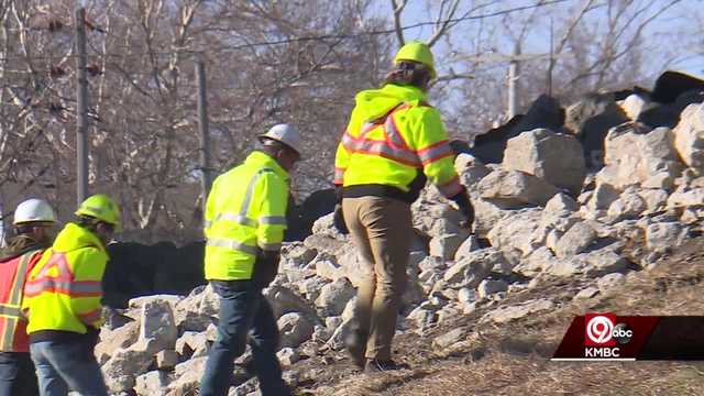 WB I-70 still closed after fatal fire at homeless camp bridge damage - Vimarsana News