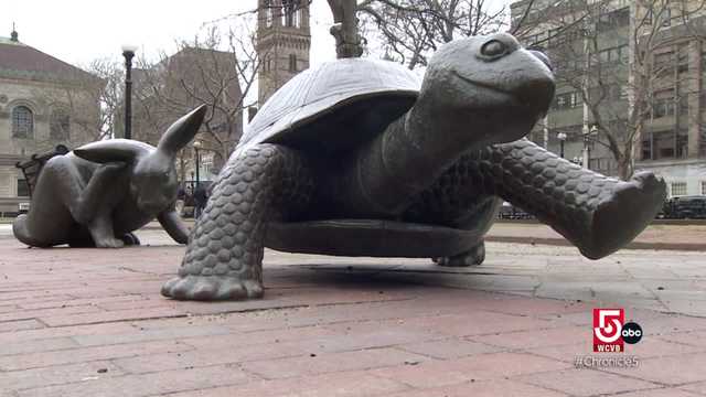Sculpture in Boston's Copley Square encourages marathon runners - Vimarsana News