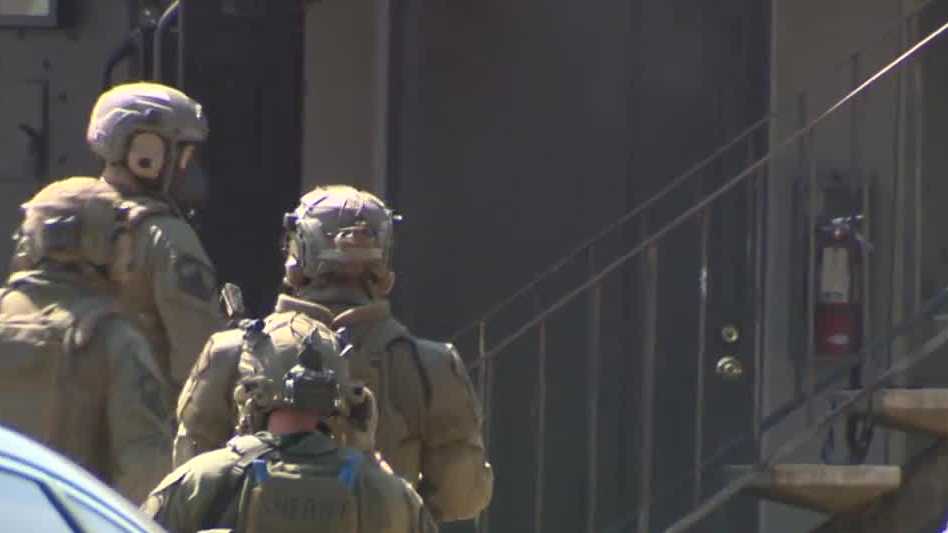 Burglary suspect detained after standoff in Rancho Cordova