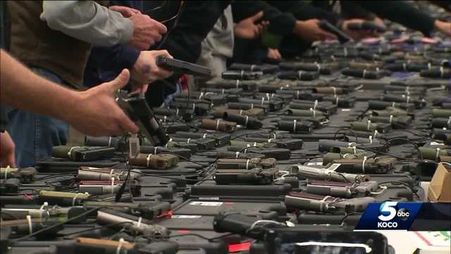 Oklahoma lawmakers struggle to pass bills with gun carrying - Vimarsana News