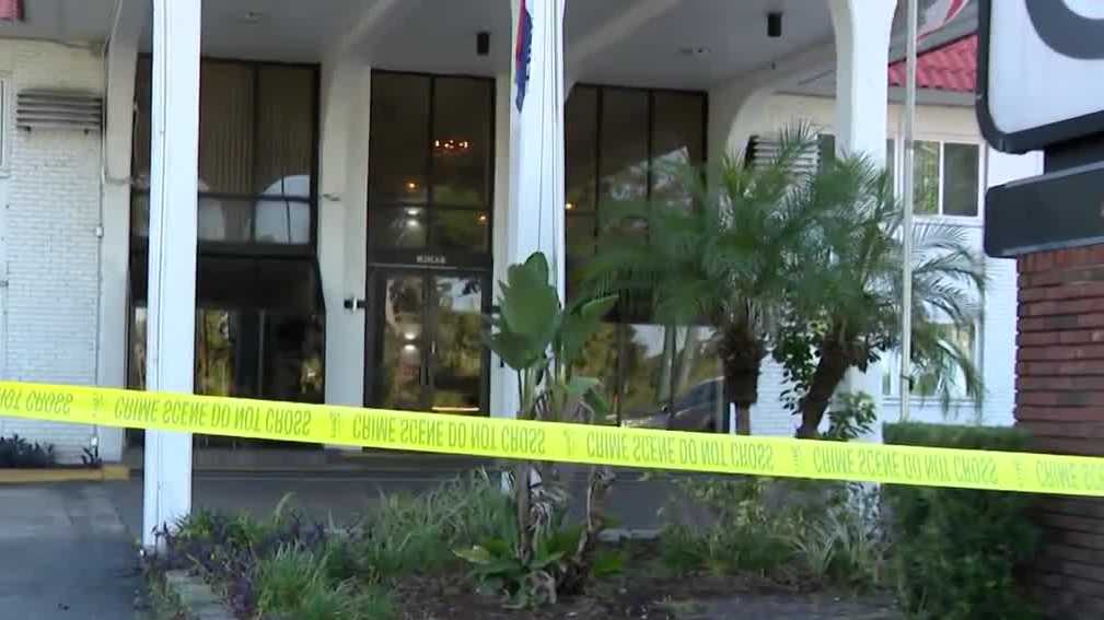 Man found dead with 'signs of trauma' at Orlando apartment complex, deputies say