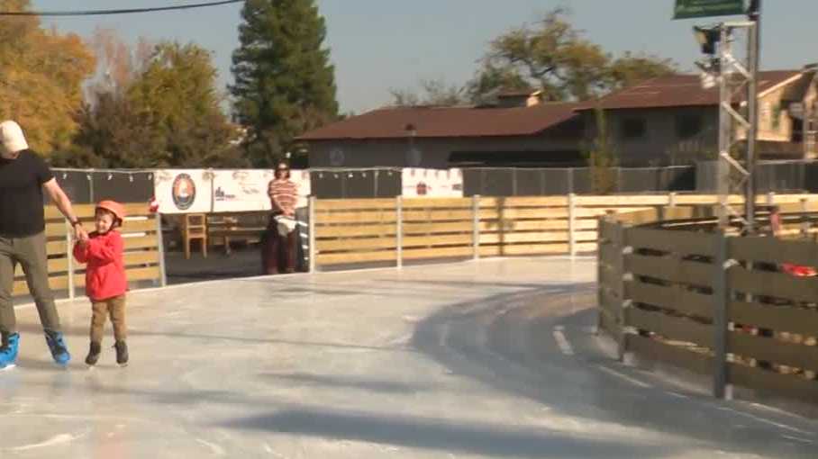 Outdoor ice rinks open this holiday season