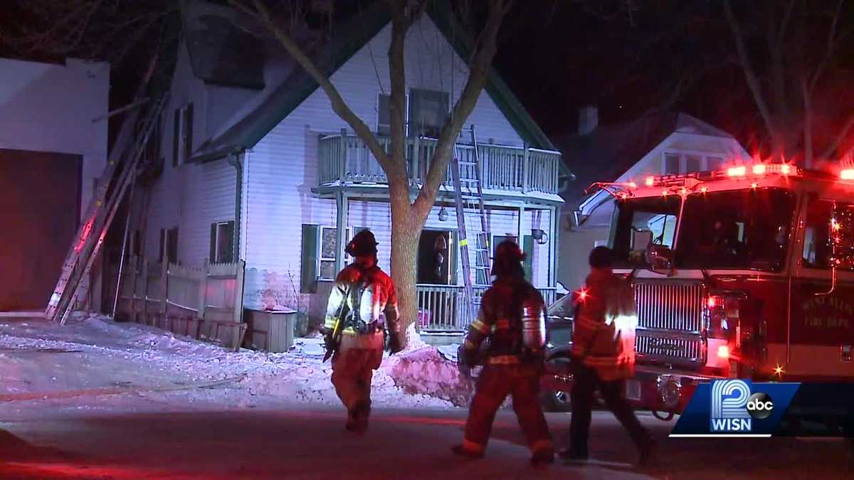 8 people, 2 dogs displaced in West Allis house fire