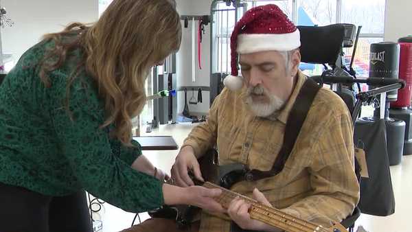 the gift of music therapy this holiday season