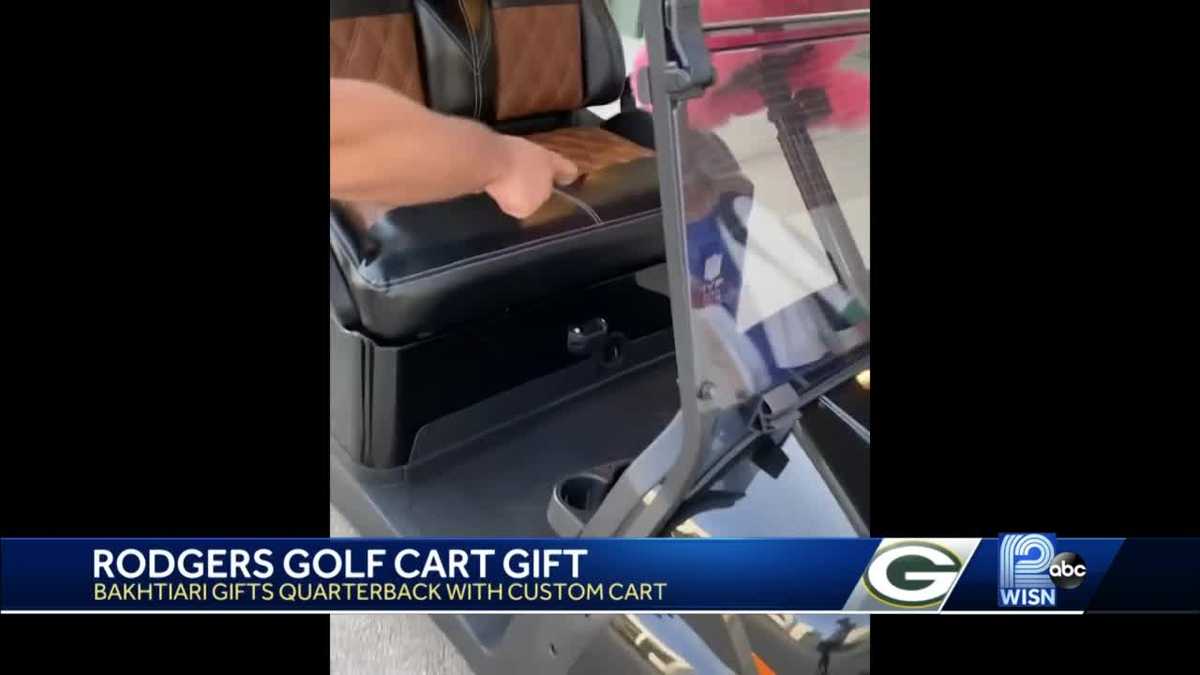 David Bakhtiari gives Aaron Rodgers custom golf cart