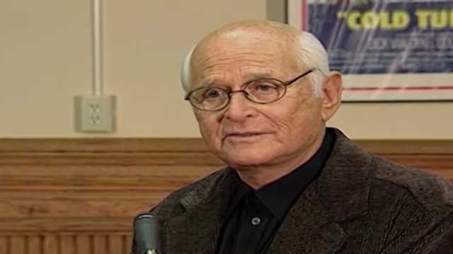 Greenfield fondly remembers TV and movie director Norman Lear - Vimarsana News