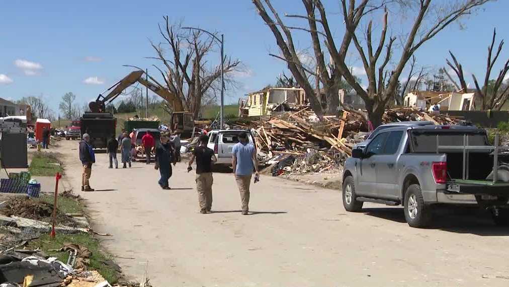 Iowa AG warns of con artists taking advantage of tornado victims - Vimarsana News