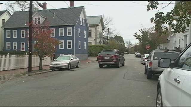 Man in Portsmouth asks women if they want to see his pantyhose