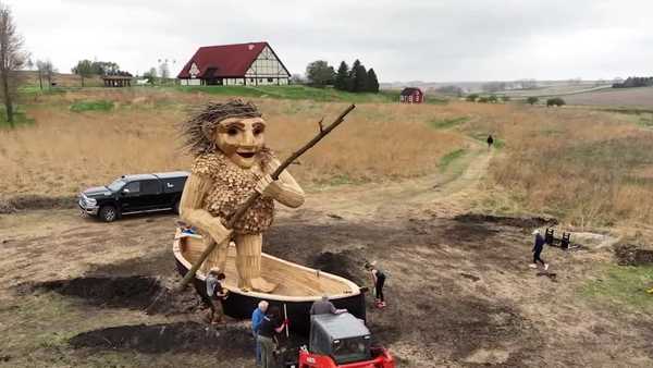 giant wooden troll unveiled at museum of danish america in elk horn