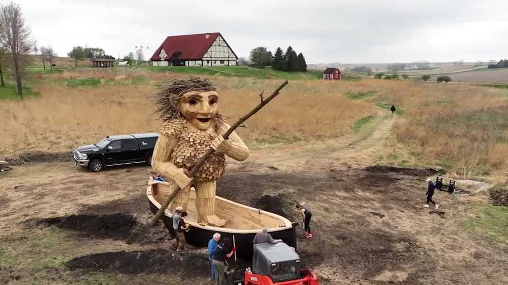 Giant wooden troll unveiled at Museum of Danish America in Elk Horn