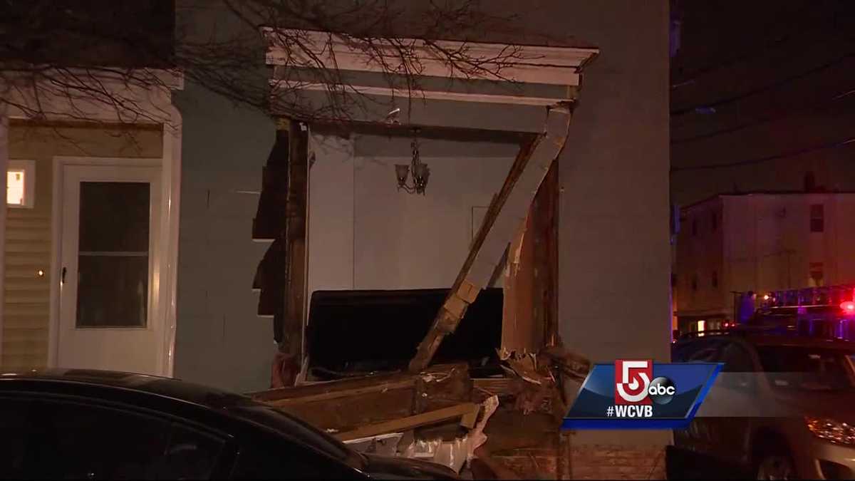 Driver flees after crashing tractor trailer into house