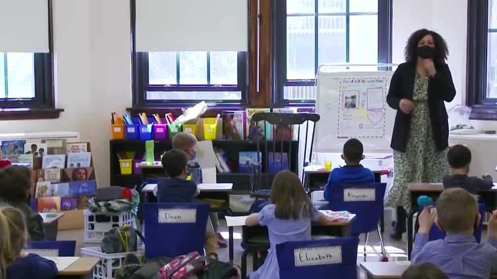 Iowa Paraeducators Can Work As Substitutes After Committee Vote
