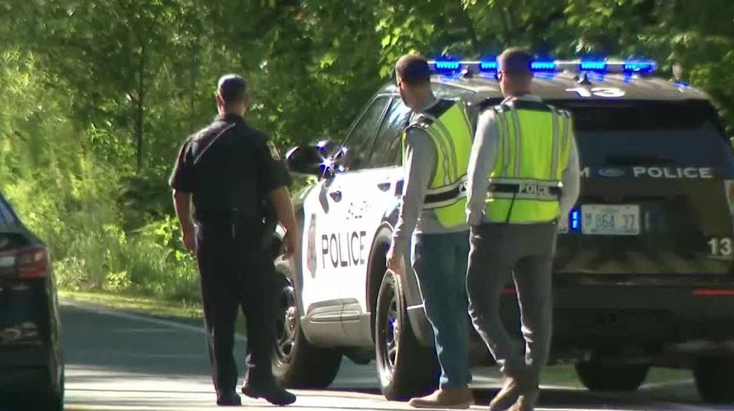 Motorcyclist killed in collision with pickup truck on Haverhill Road in Salem