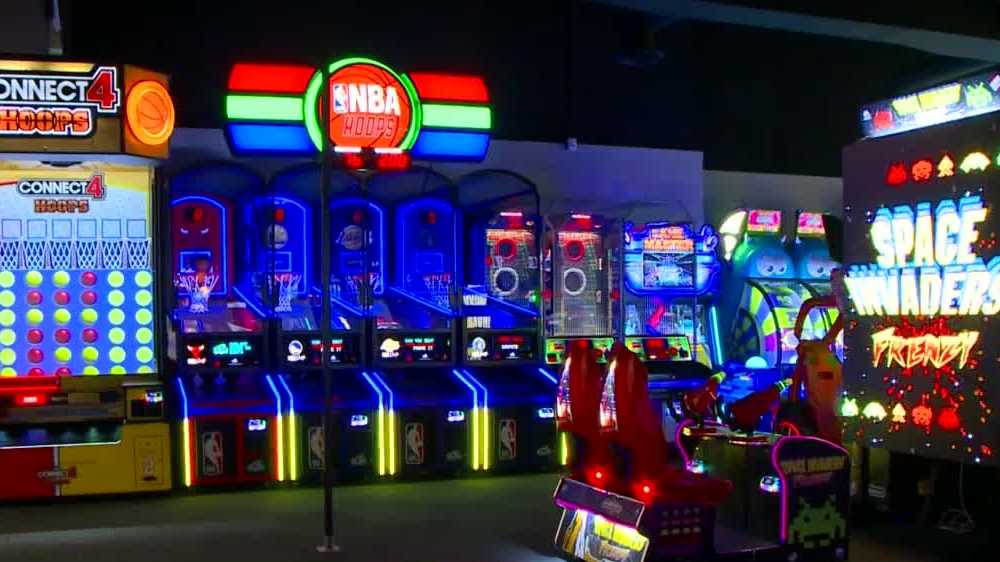 GameDay packs arcade, food and sports bar into one venue