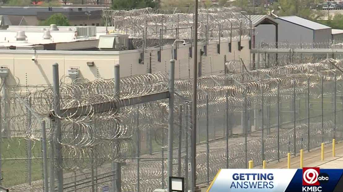 Leavenworth proposed ICE detention facility protesters rally