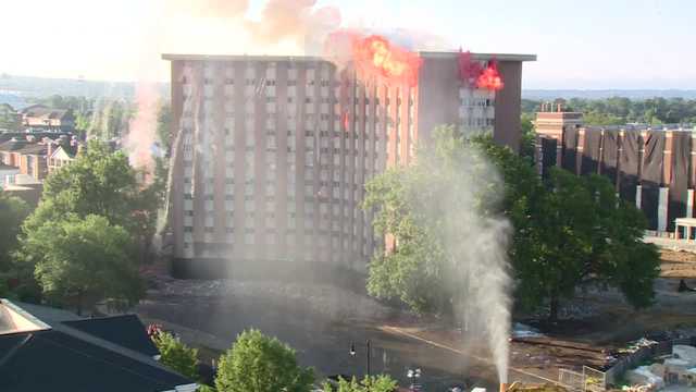 Tutwiler Hall imploded at the University of Alabama - Vimarsana News