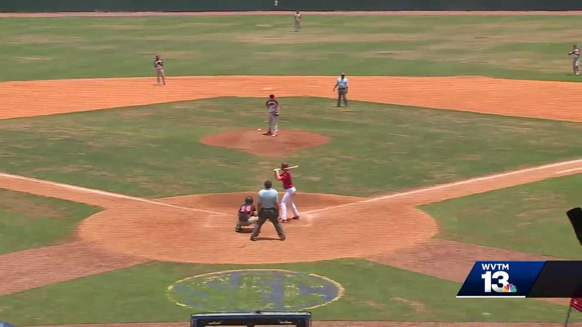 Dual ball tournament brings big crowds to Hoover