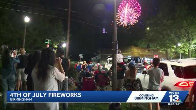 Thunder on the Mountain lights up Birmingham sky as families honor traditions