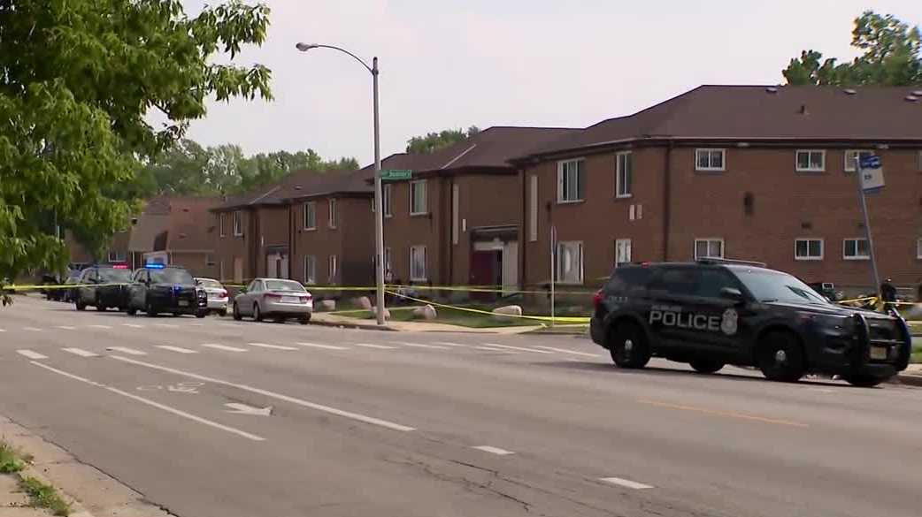 Person killed in rollover crash on Milwaukee's north side