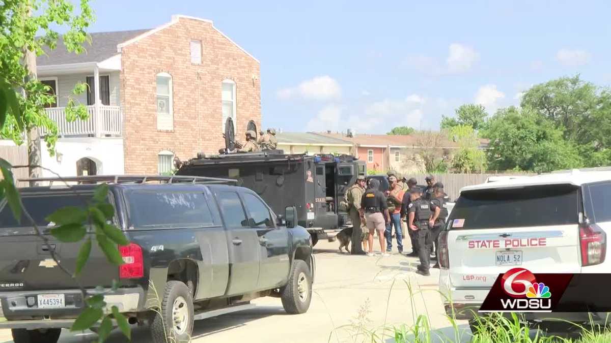 Urgent manhunt underway for 7 remaining escapees
