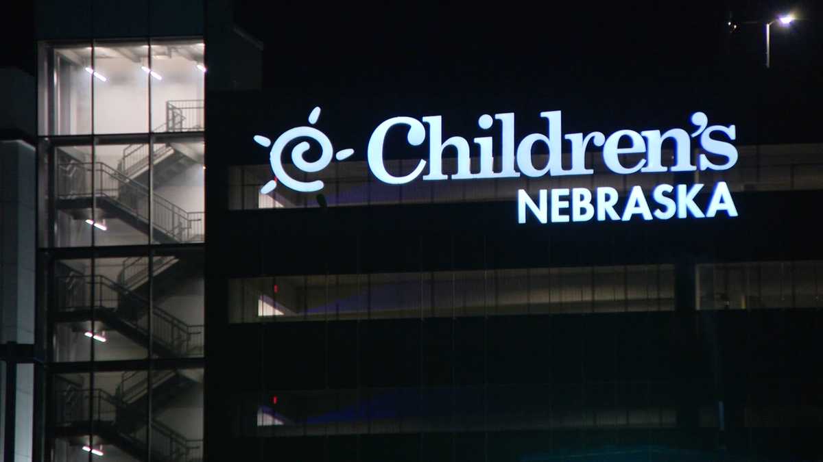 Police investigate after shooting victim walks into Children's Nebraska Hospital